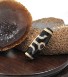 Rare Gui Ren Dzi Bead