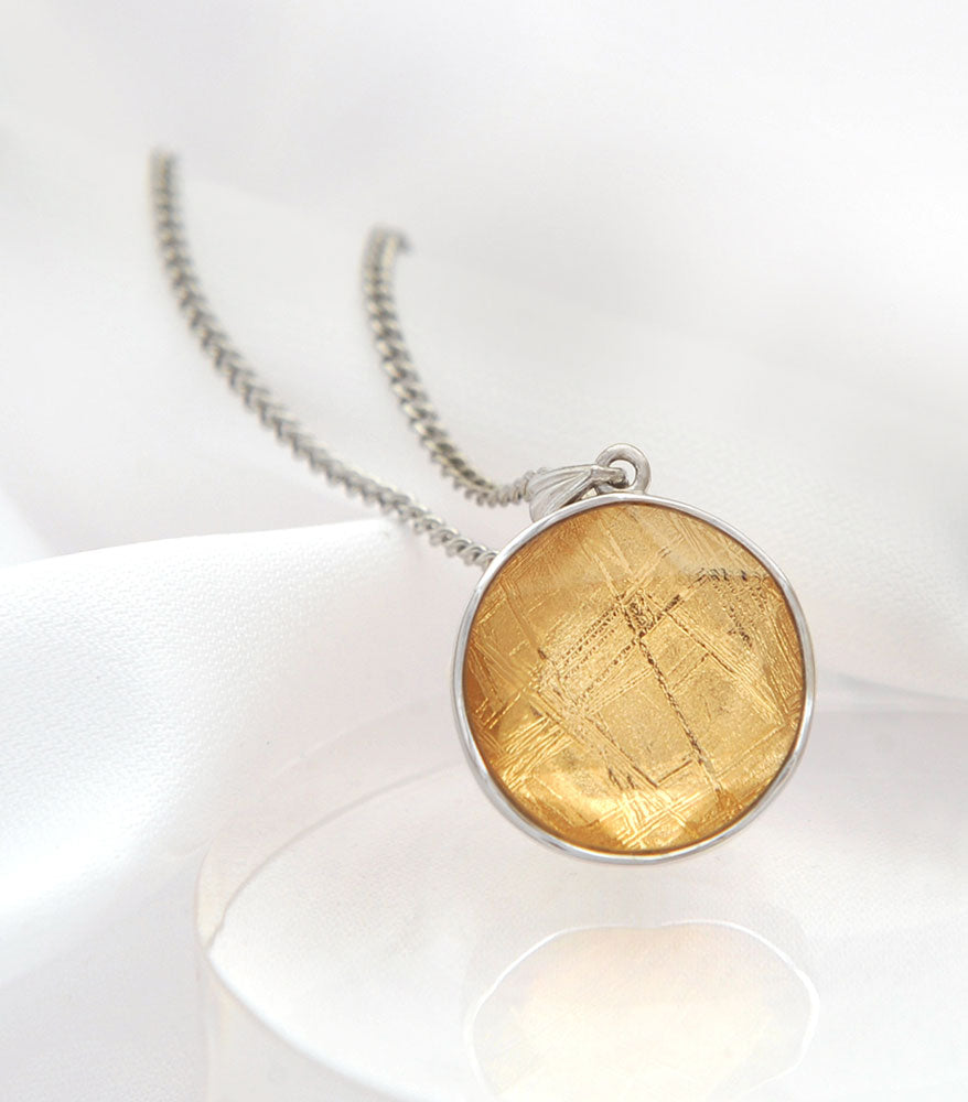 Gold Meteorite Disc Pendant with Necklace (20mm)